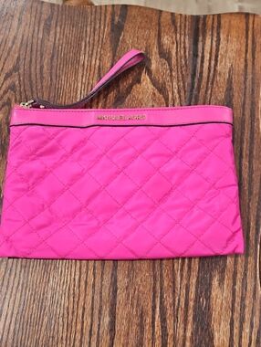 Michael Kors Bright Pink Quilted Wristlet. See One Small Mark On 3rd Picture.
